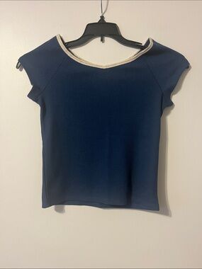 art class Navy Short Sleeve Top with Cream Neckline
